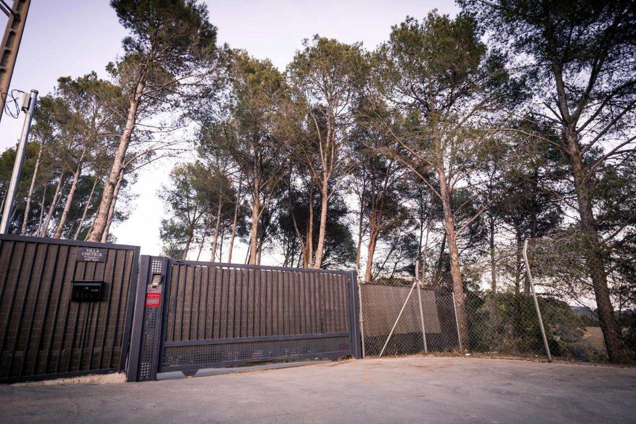 Villa Chetrus Casa En Plena Naturaleza Rubi Luaran gambar