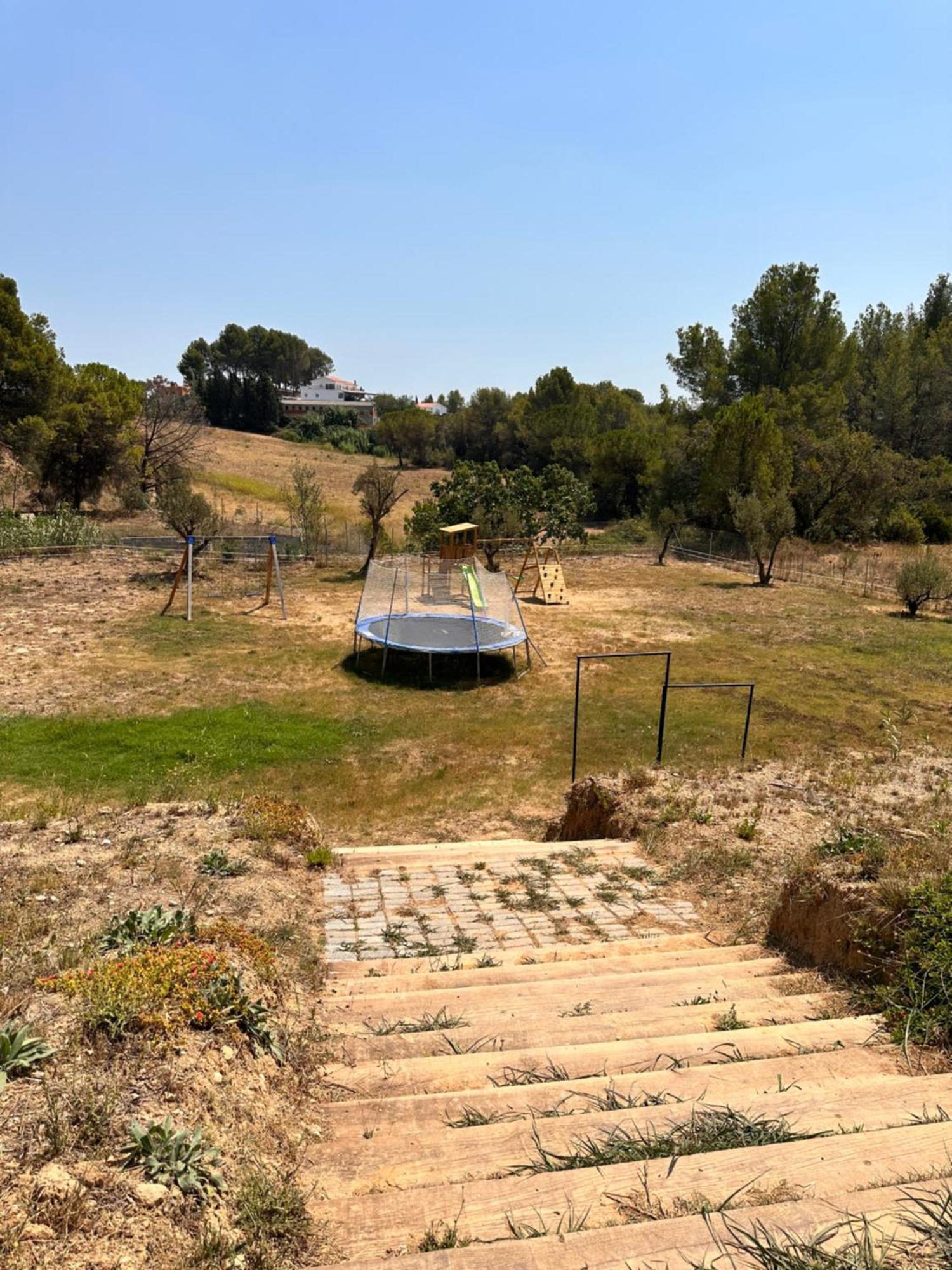 Villa Chetrus Casa En Plena Naturaleza Rubi Luaran gambar